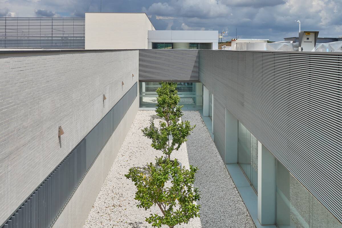 Operating room instruments HAR Utrera, Seville. APESBG