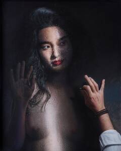 "Pintando tras el cristal". Aurelio Rodr&iacute;guez